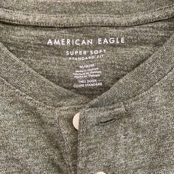 American Eagle Outfitters super soft tee size M - Picture 2 of 4